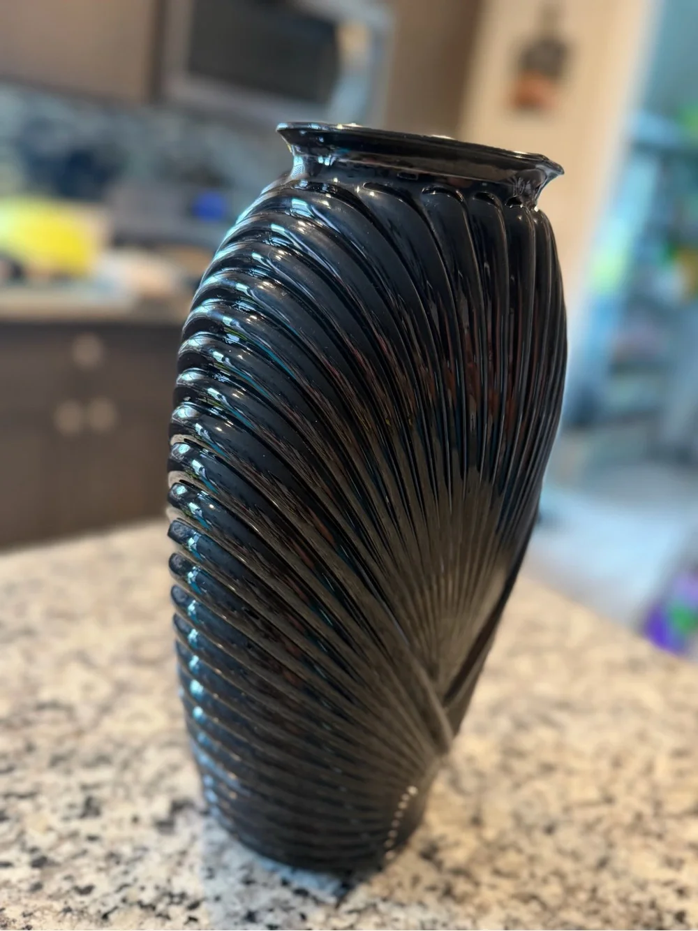 Black Decorative Ribbed Glass Vase - Elegant Home Accent